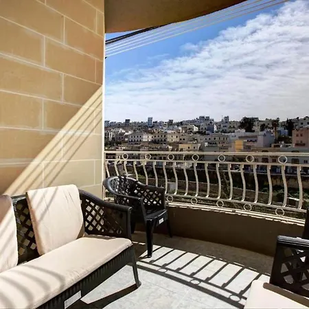 Arjuza - Private Self Catering Bedrooms With Bathroom Is-Swieqi