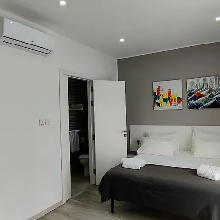 Arjuza - Private Self Catering Bedrooms With Bathroom Gasthuis Is-Swieqi