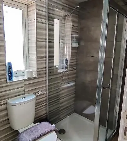 Arjuza - Private Self Catering Bedrooms With Bathroom Is-Swieqi