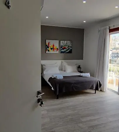 Gasthuis Arjuza - Private Self Catering Bedrooms With Bathroom *