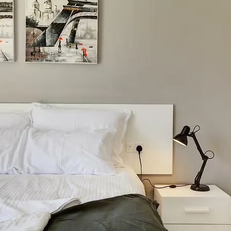 Arjuza - Private Self Catering Bedrooms With Bathroom
