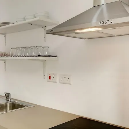 Arjuza - Private Self Catering Bedrooms With Bathroom Gasthuis Is-Swieqi