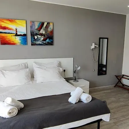 Arjuza - Private Self Catering Bedrooms With Bathroom Maison d'hôtes Is-Swieqi