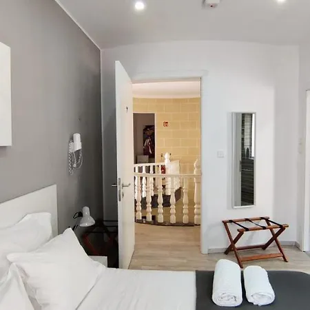 Casa de hóspedes Arjuza - Private Self Catering Bedrooms With Bathroom Is-Swieqi