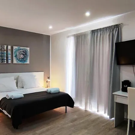 Arjuza - Private Self Catering Bedrooms With Bathroom Maison d'hôtes *