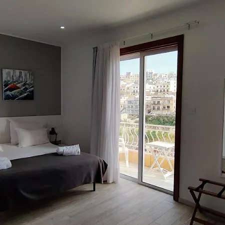 Arjuza - Private Self Catering Bedrooms With Bathroom Casa de hóspedes Is-Swieqi