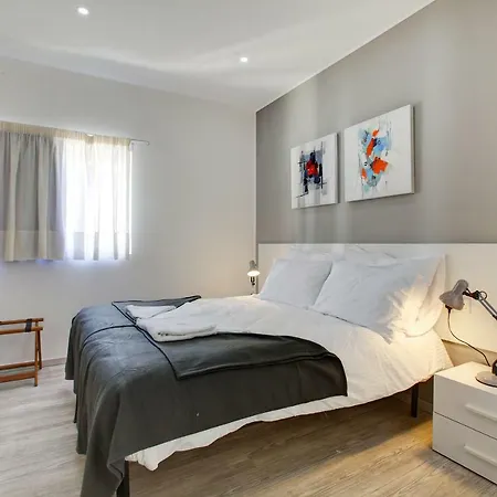 Arjuza - Private Self Catering Bedrooms With Bathroom * Is-Swieqi